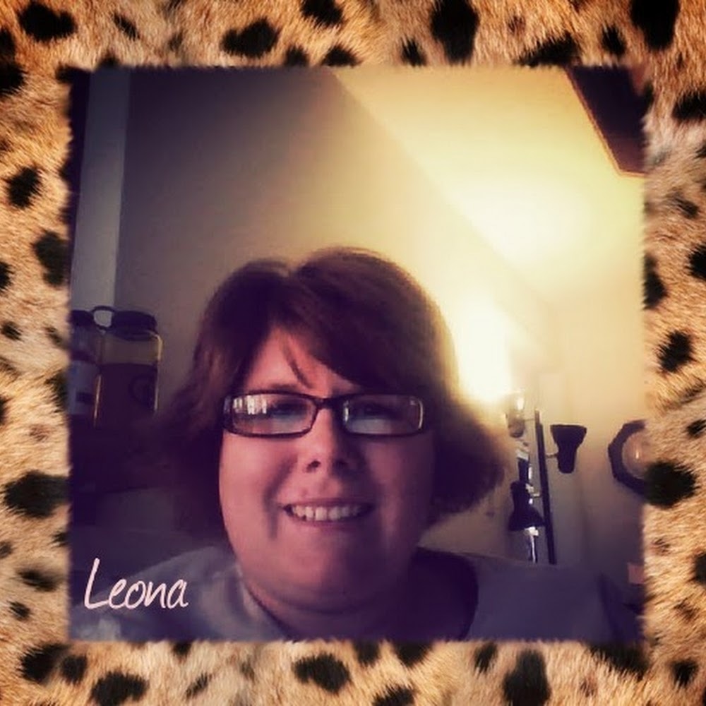 Meet your Posher, Leona